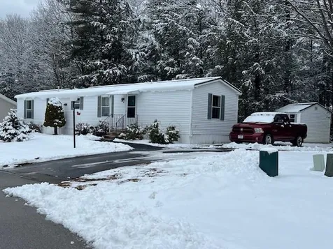 3 Hawaii Lane Rochester NH 03867