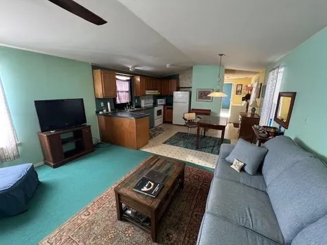 3 Hawaii Lane Rochester NH 03867