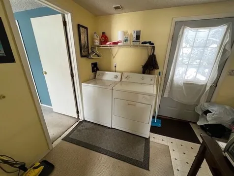 3 Hawaii Lane Rochester NH 03867