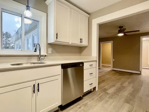 48 Pembroke Road Concord NH 03301