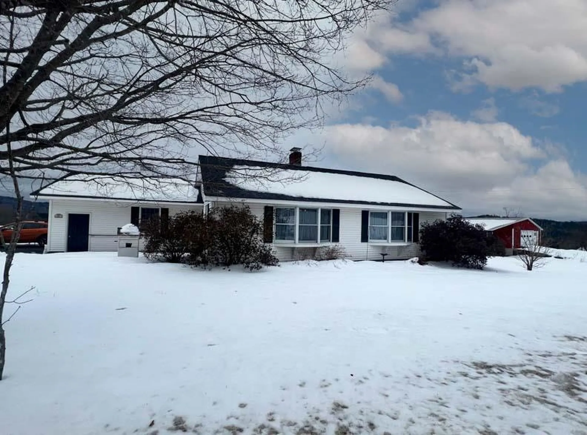 1812 Cookeville Road Corinth VT 05039