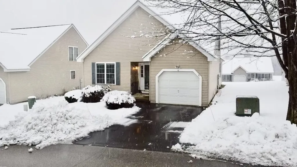 10 Gerry's Way Milford NH 03055
