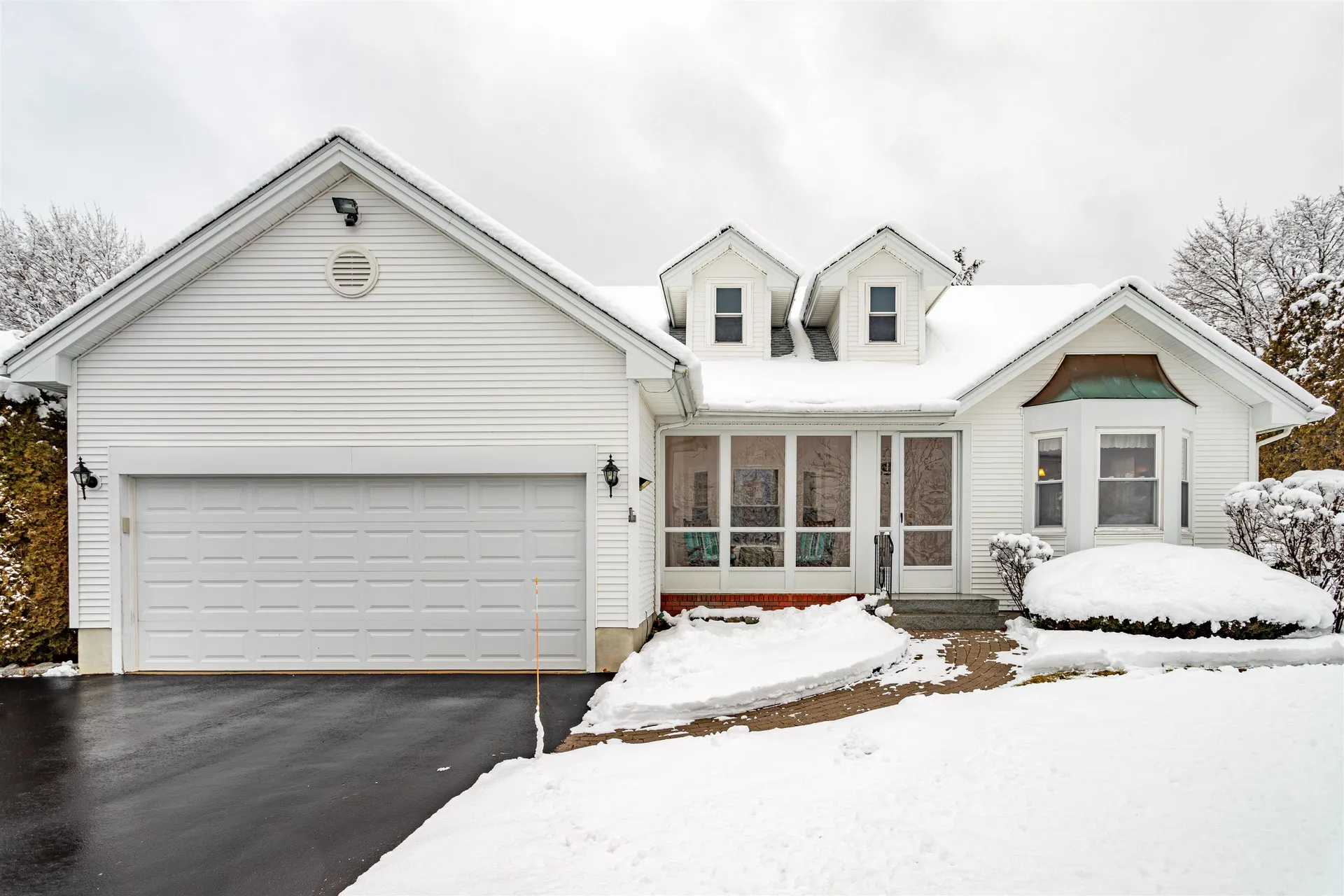 74 Highview Terrace Manchester NH 03104
