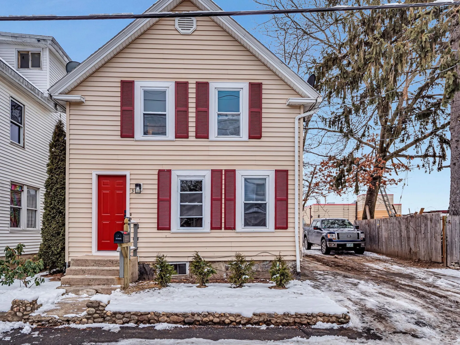 3 Chase Street Nashua NH 03060