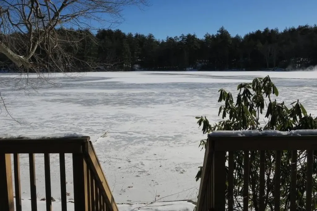 22 Newman Drive Northwood NH 03261
