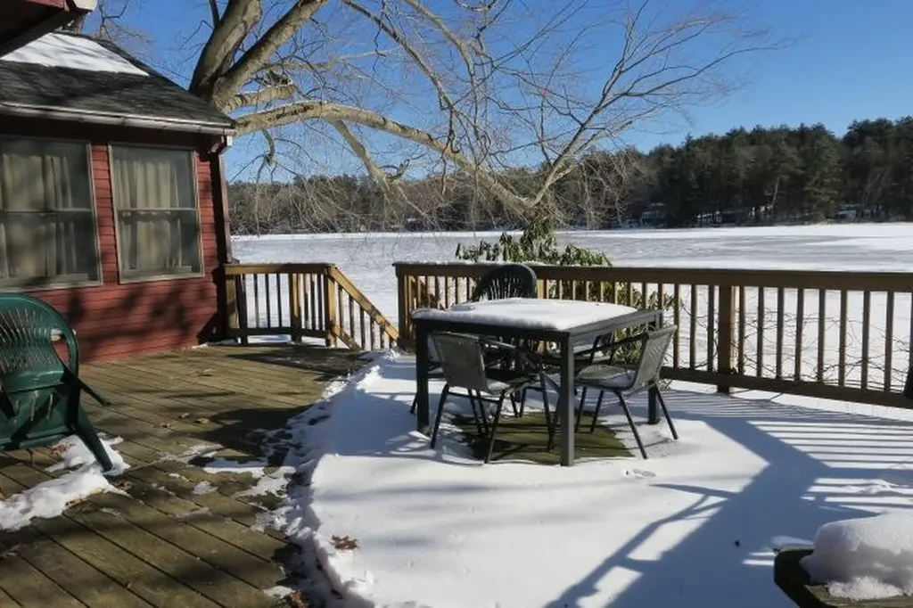 22 Newman Drive Northwood NH 03261