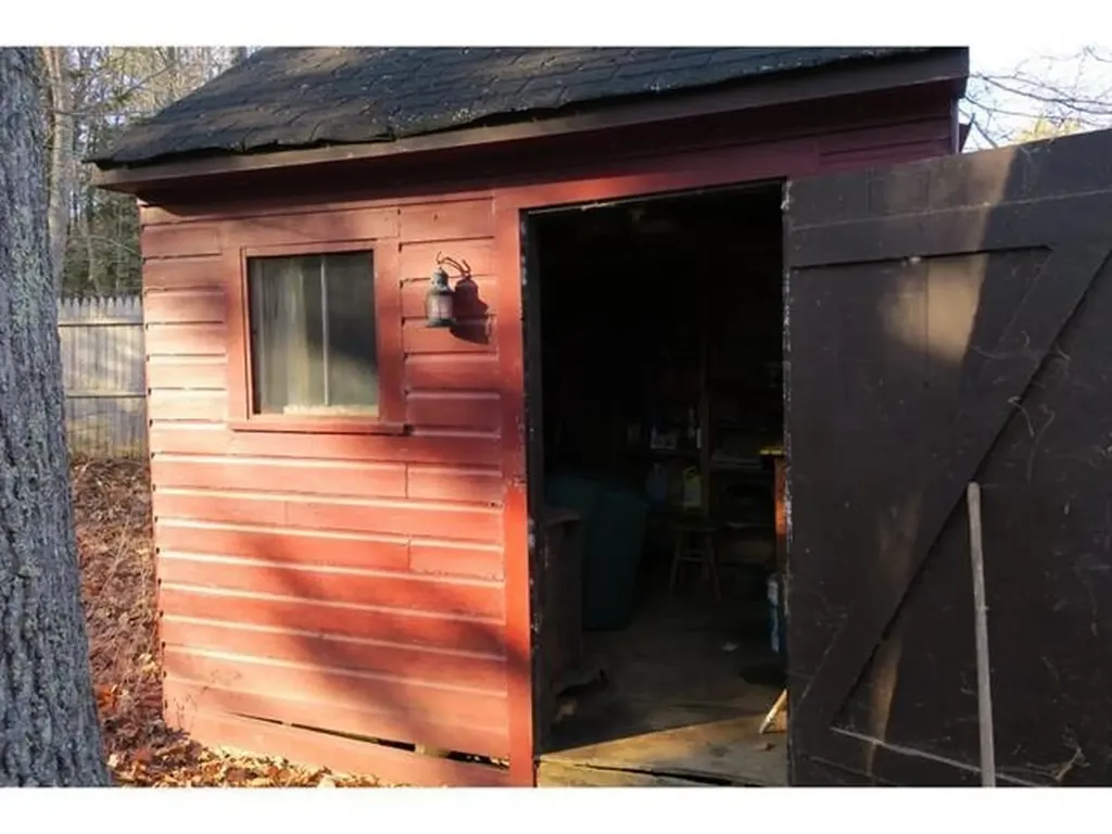22 Newman Drive Northwood NH 03261