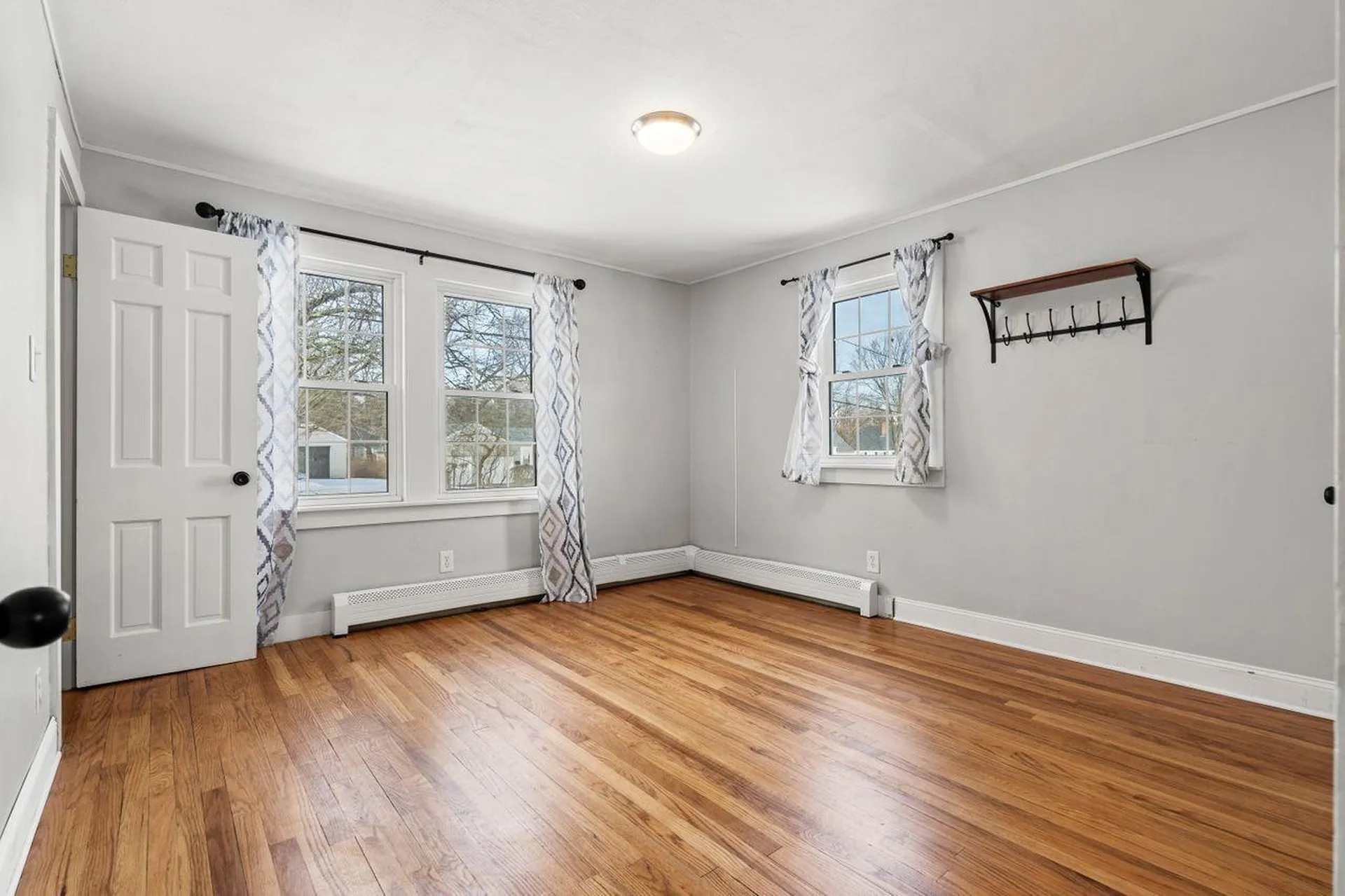 13 Douglass Way Exeter NH 03833