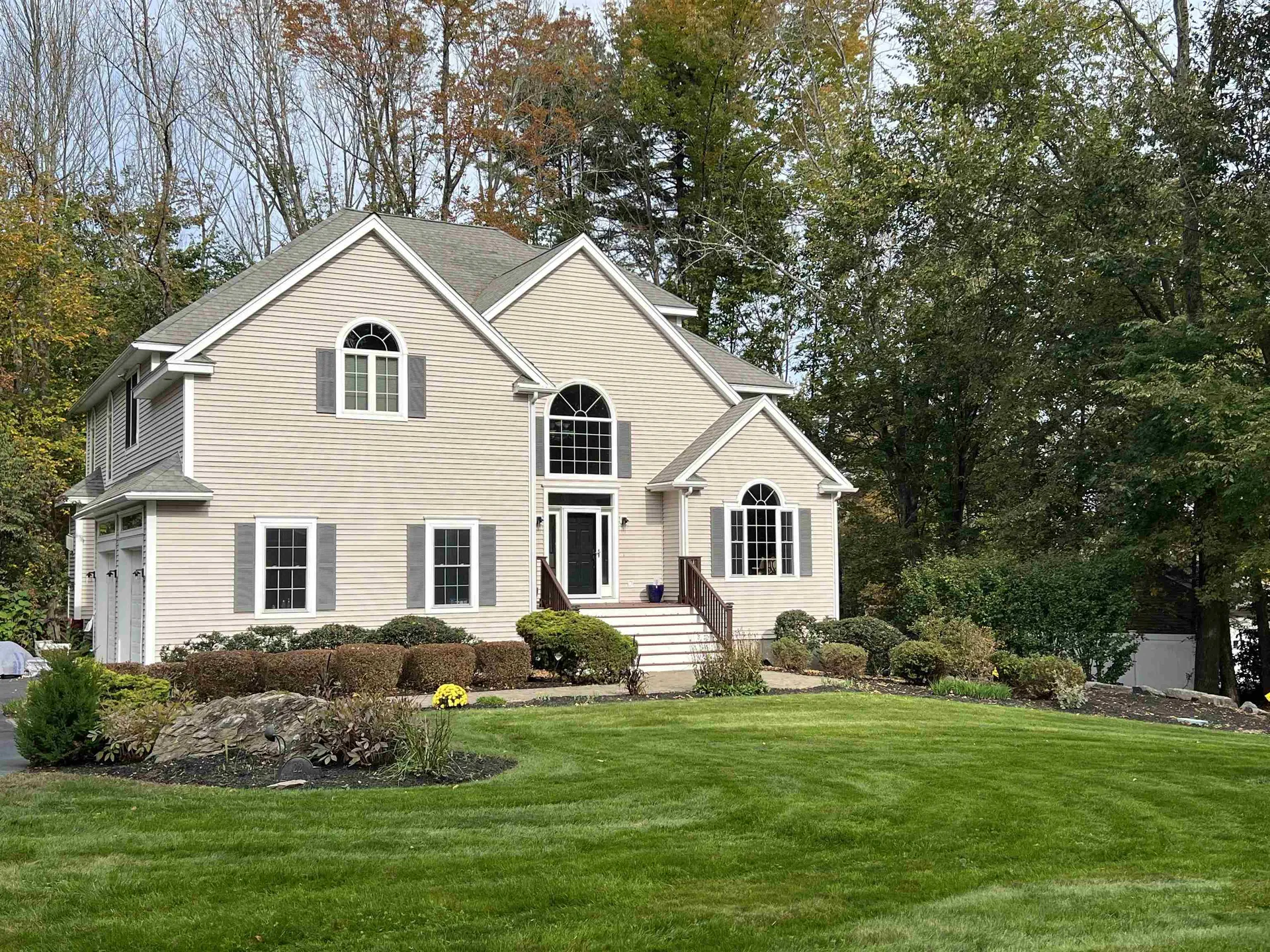 22 Waterloo Circle Dover NH 03820