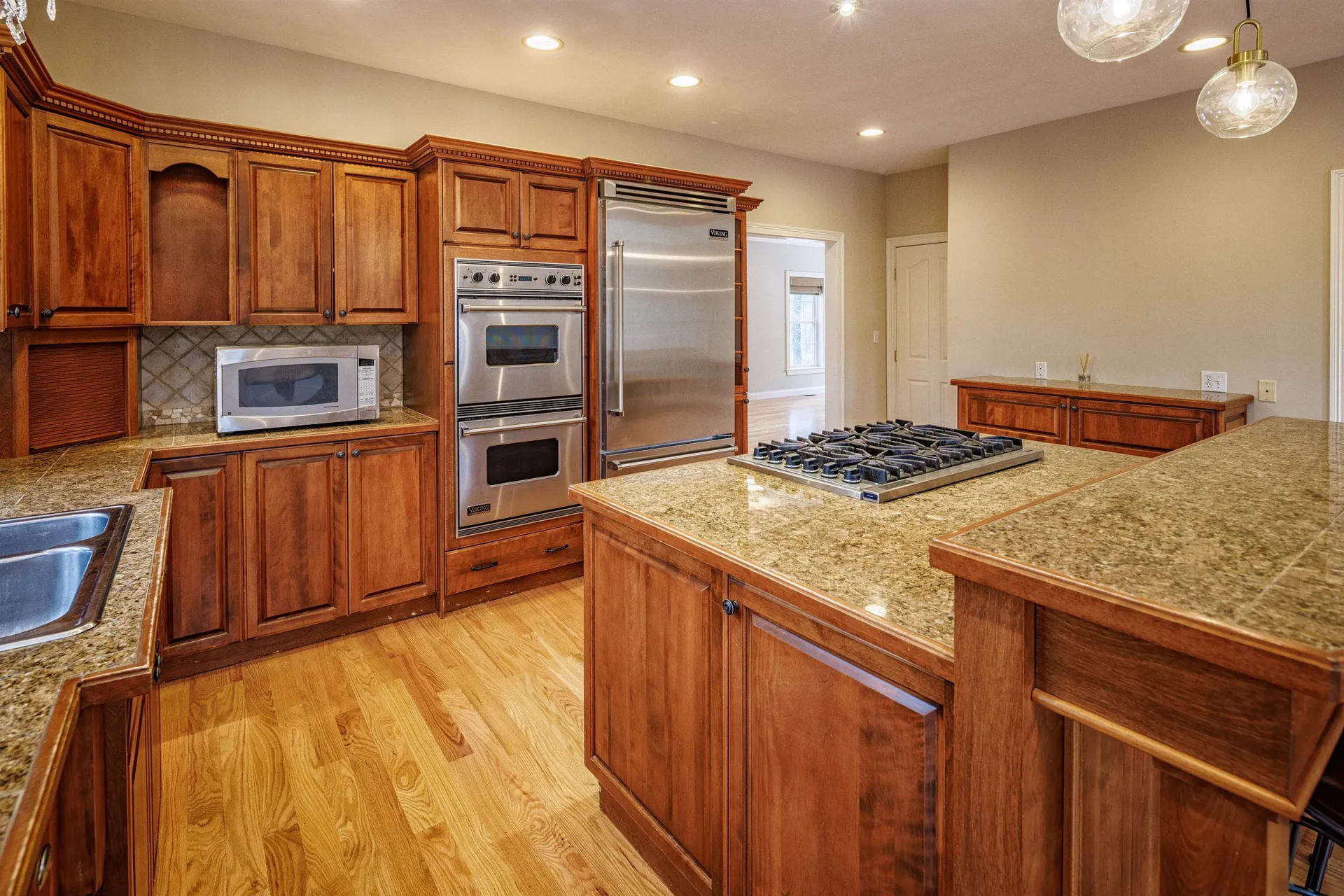 22 Waterloo Circle Dover NH 03820