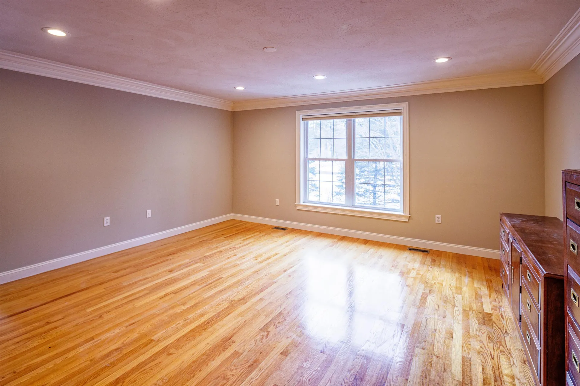 22 Waterloo Circle Dover NH 03820