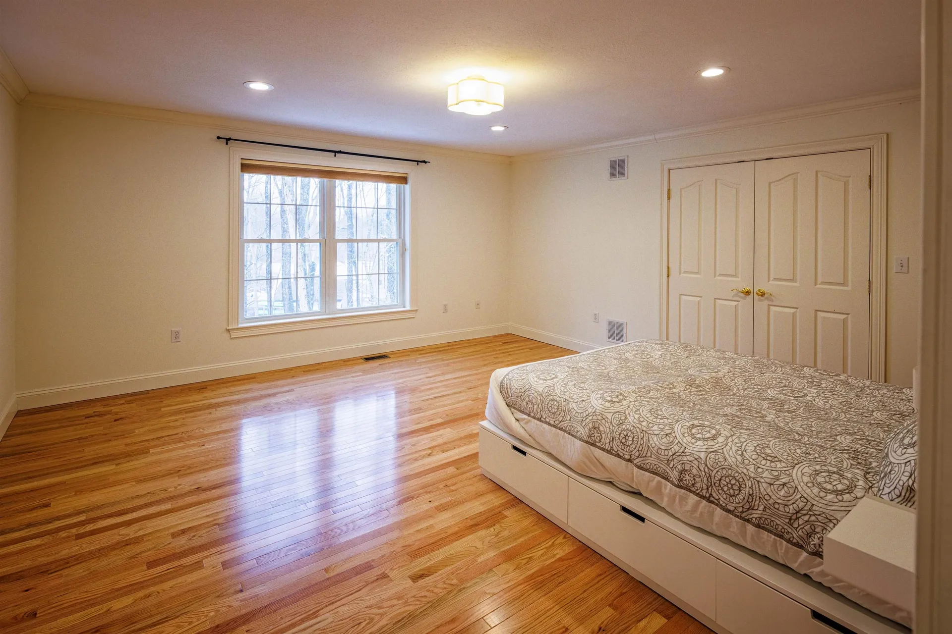 22 Waterloo Circle Dover NH 03820