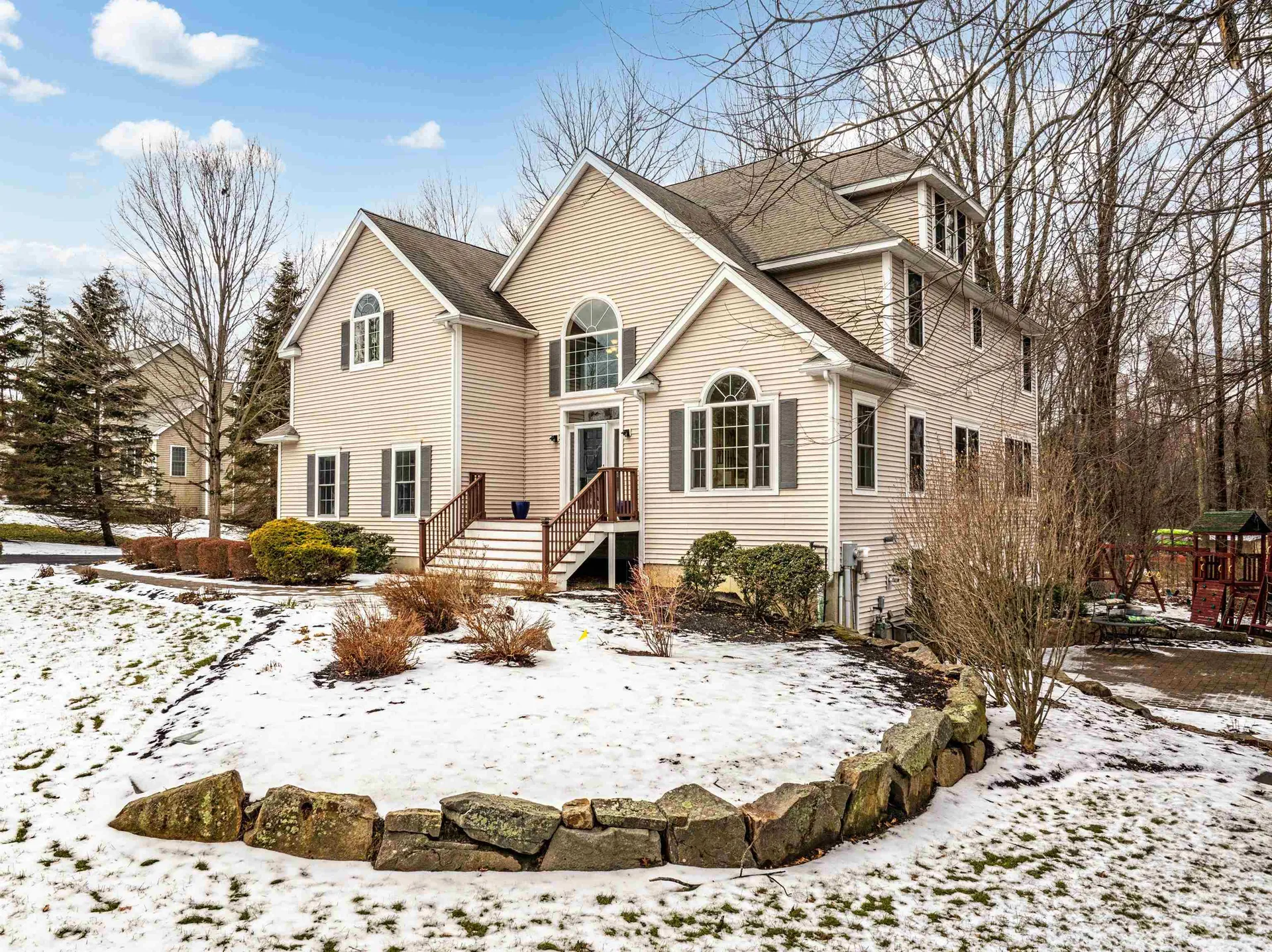 22 Waterloo Circle Dover NH 03820