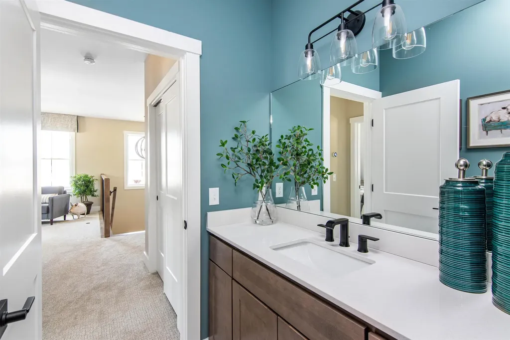 65 Willoughby Lane Shelburne VT 05482