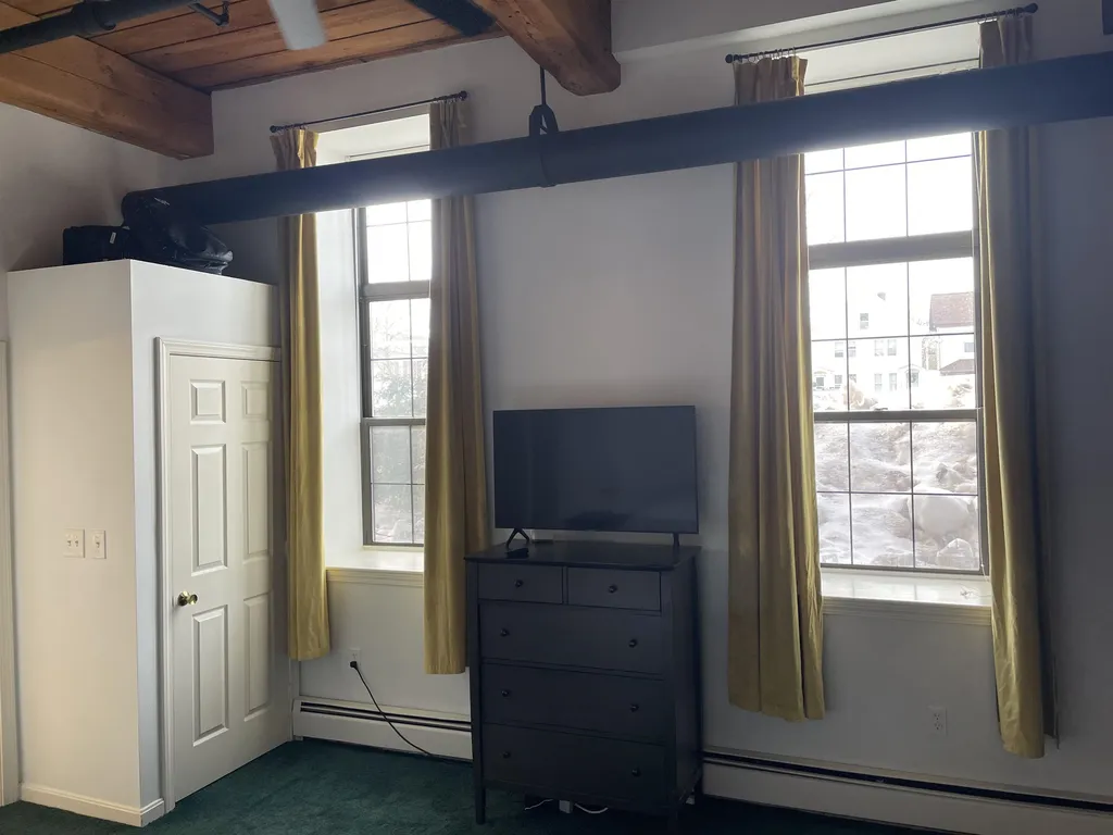 156 Front Street Exeter NH 03833