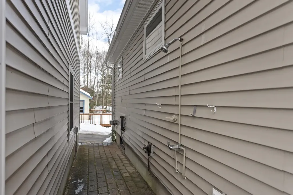 420 Wulamat Road Bristol NH 03222