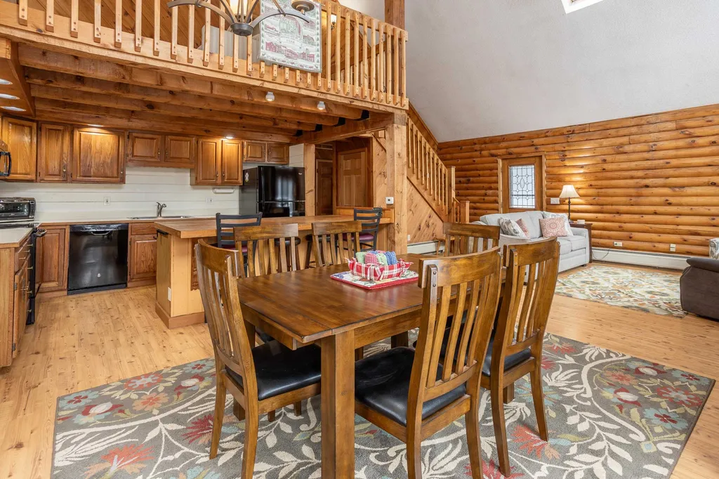 2434 Depot Street Manchester VT 05255