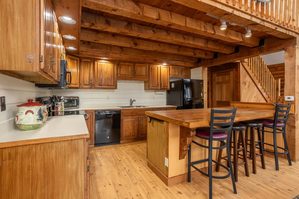 2434 Depot Street Manchester VT 05255