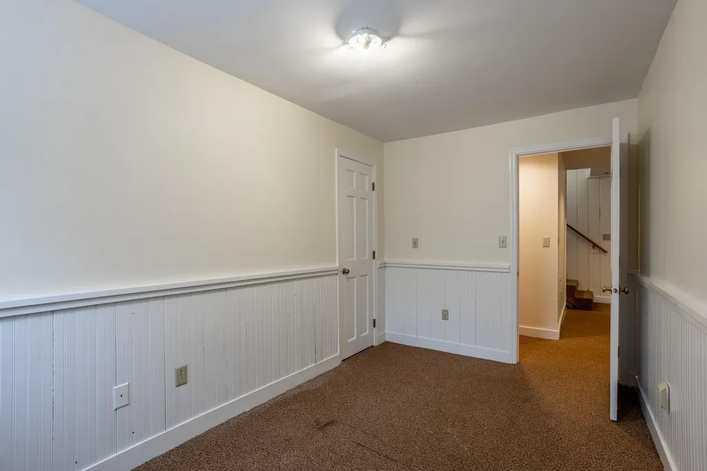 2434 Depot Street Manchester VT 05255