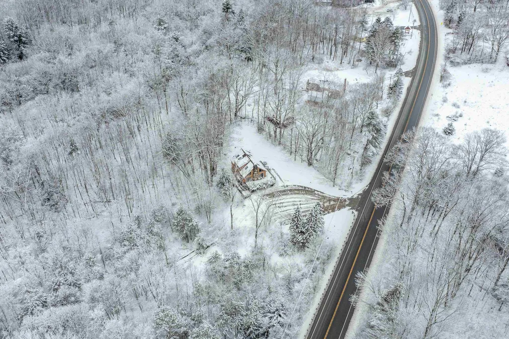 2434 Depot Street Manchester VT 05255