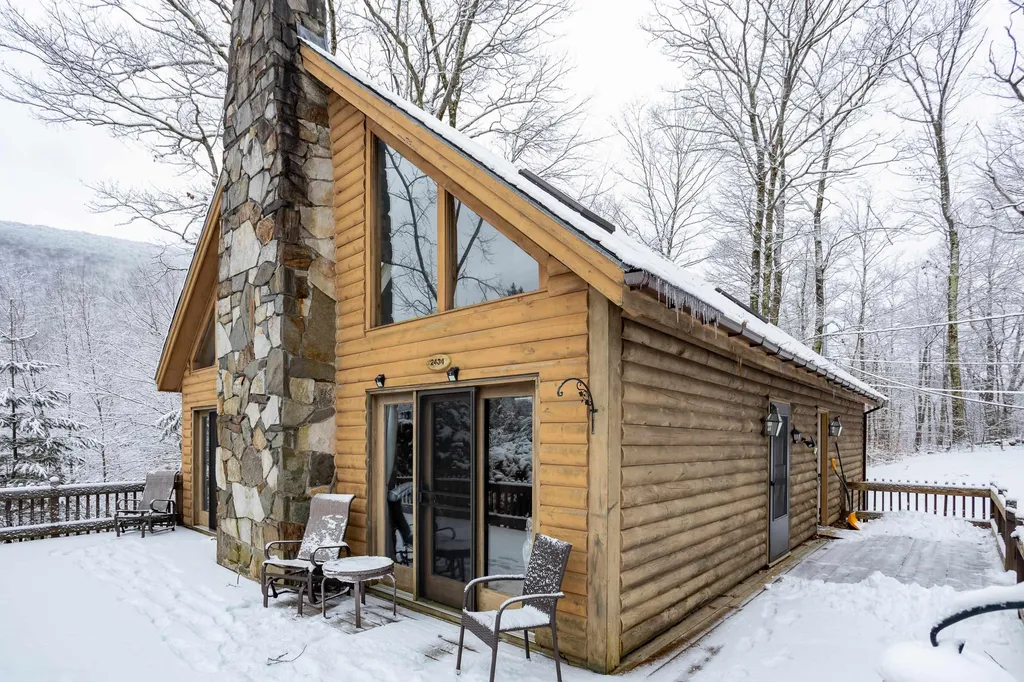 2434 Depot Street Manchester VT 05255