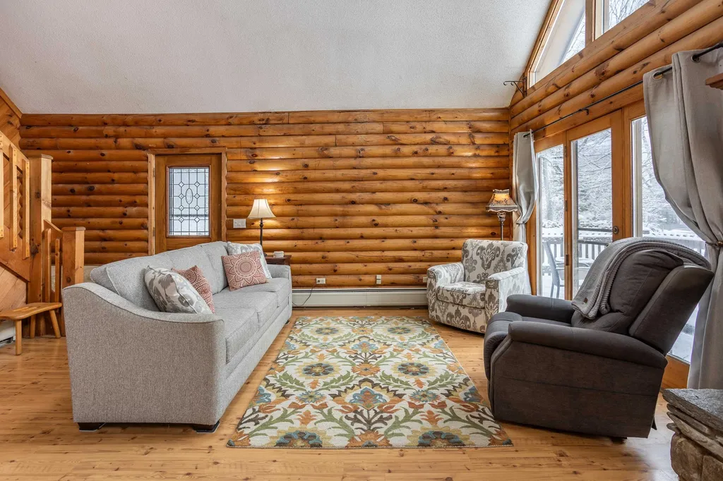 2434 Depot Street Manchester VT 05255