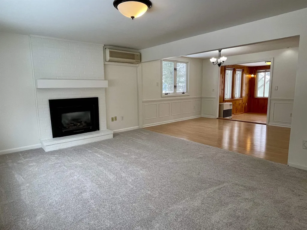 421 Pleasant Street Laconia NH 03246