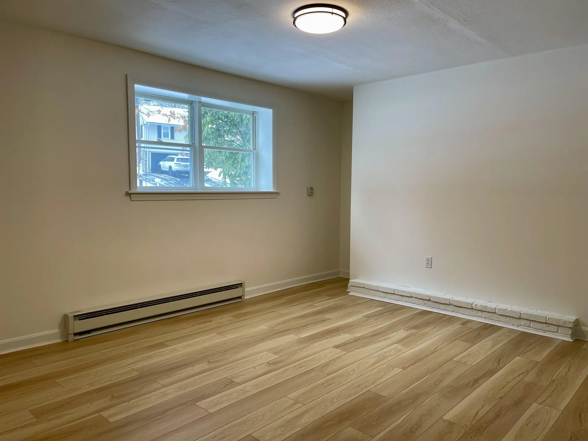 421 Pleasant Street Laconia NH 03246