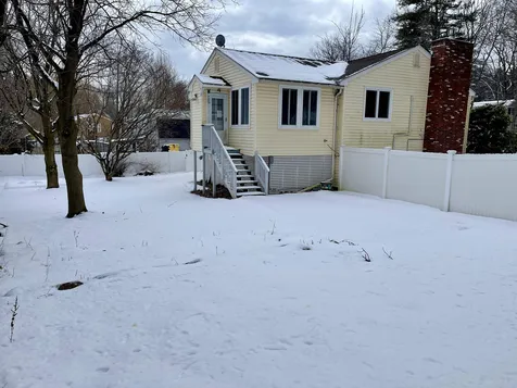 421 Pleasant Street Laconia NH 03246