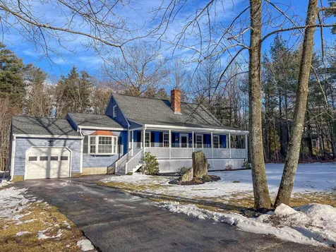 64 Hovey Road Londonderry NH 03053