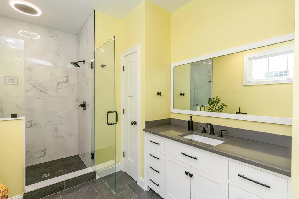 10 Beaumont Drive Dover NH 03820