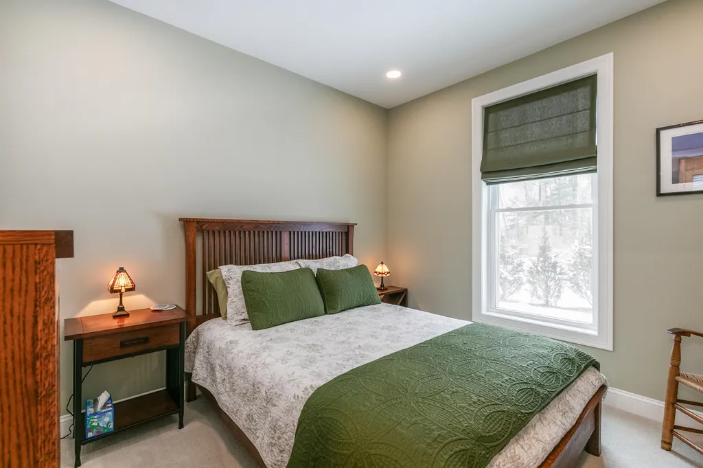10 Beaumont Drive Dover NH 03820