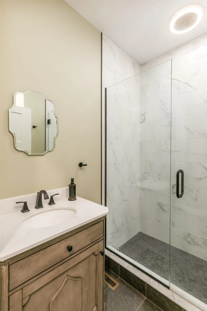 10 Beaumont Drive Dover NH 03820