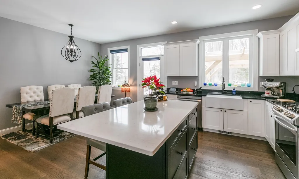 10 Beaumont Drive Dover NH 03820