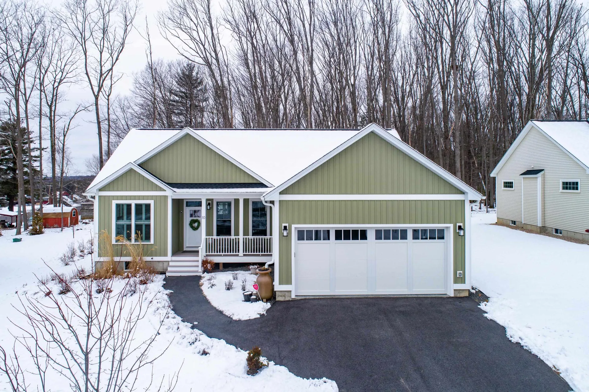 10 Beaumont Drive Dover NH 03820