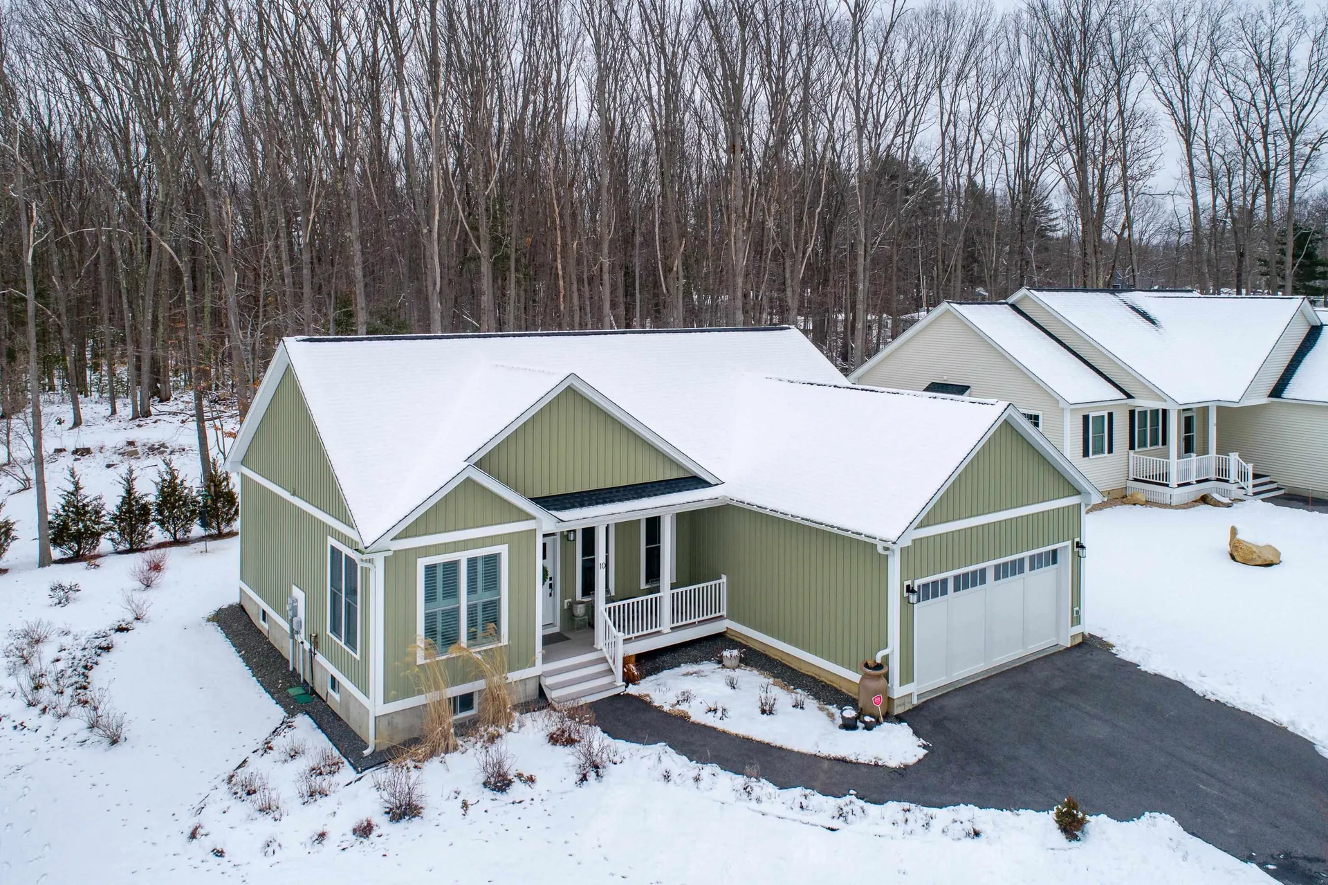 10 Beaumont Drive Dover NH 03820