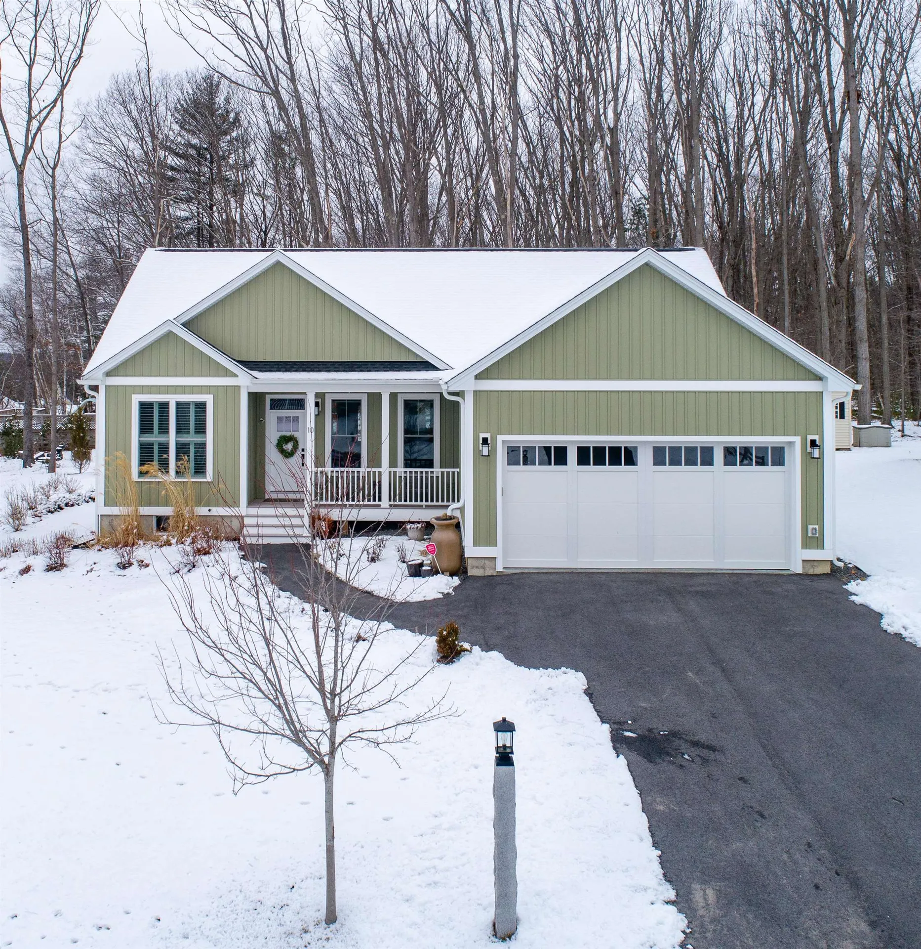 10 Beaumont Drive Dover NH 03820