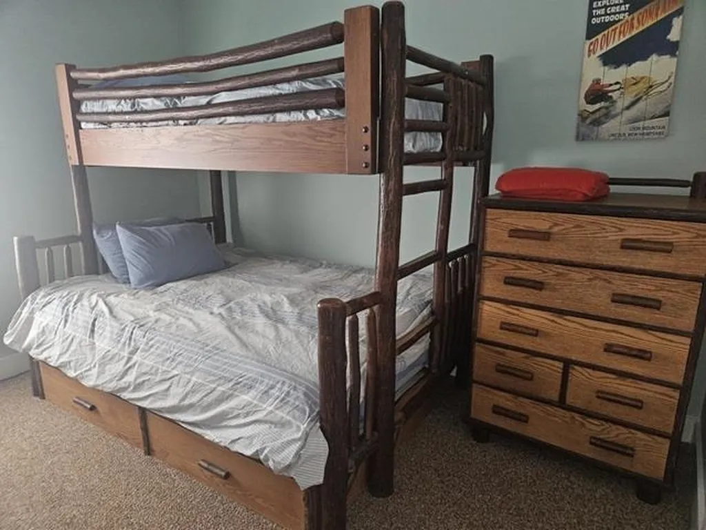 9 Riverside Terrace Lincoln NH 03251
