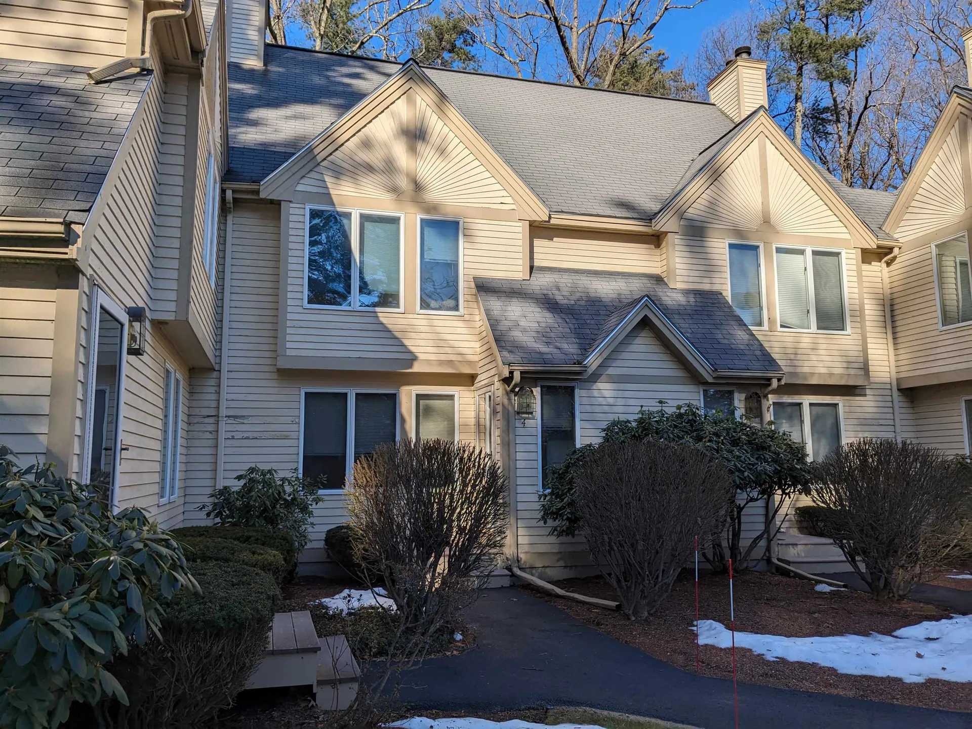 4 Westminster Drive Nashua NH 03064