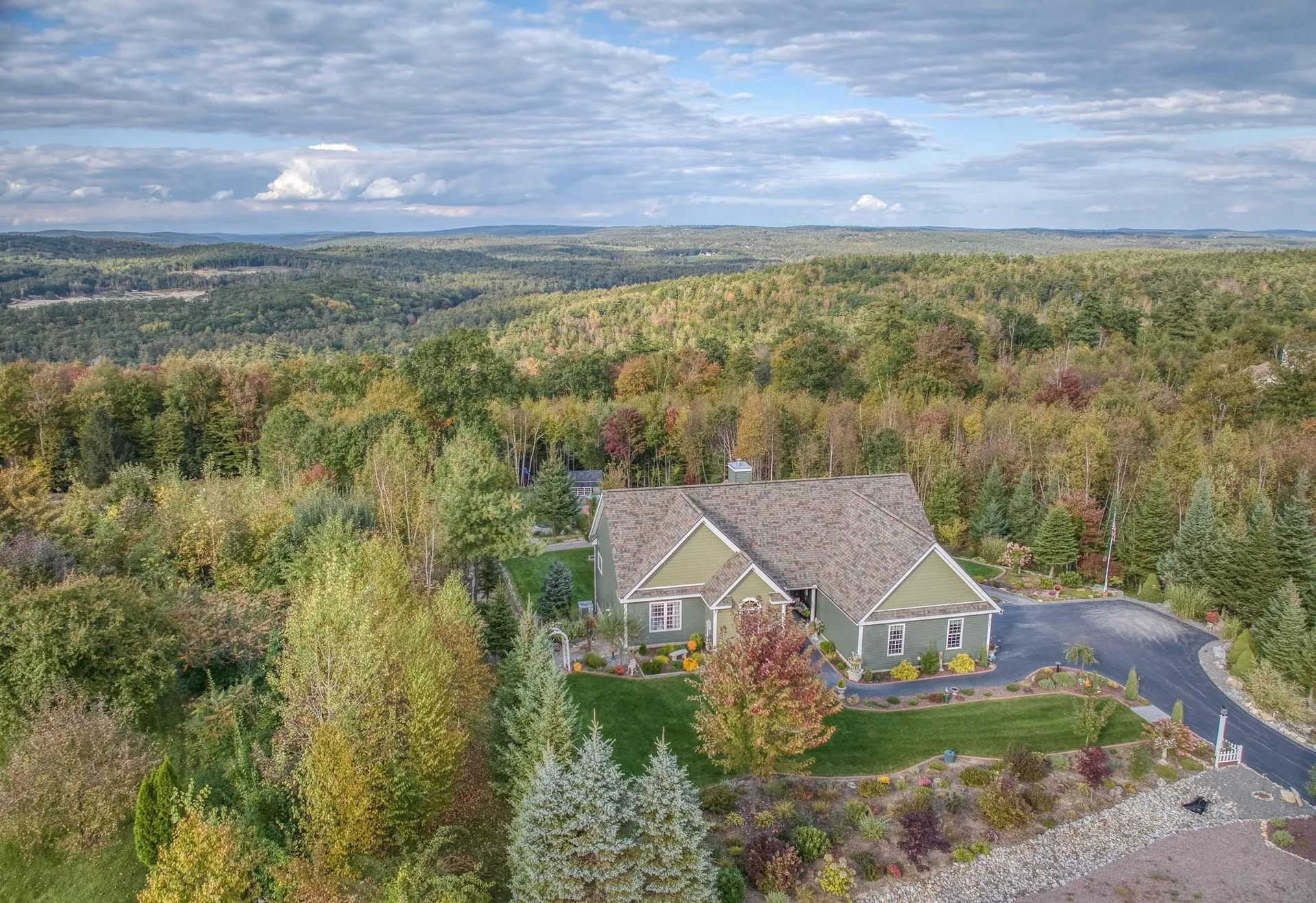 62 Popple Road New Boston NH 03070