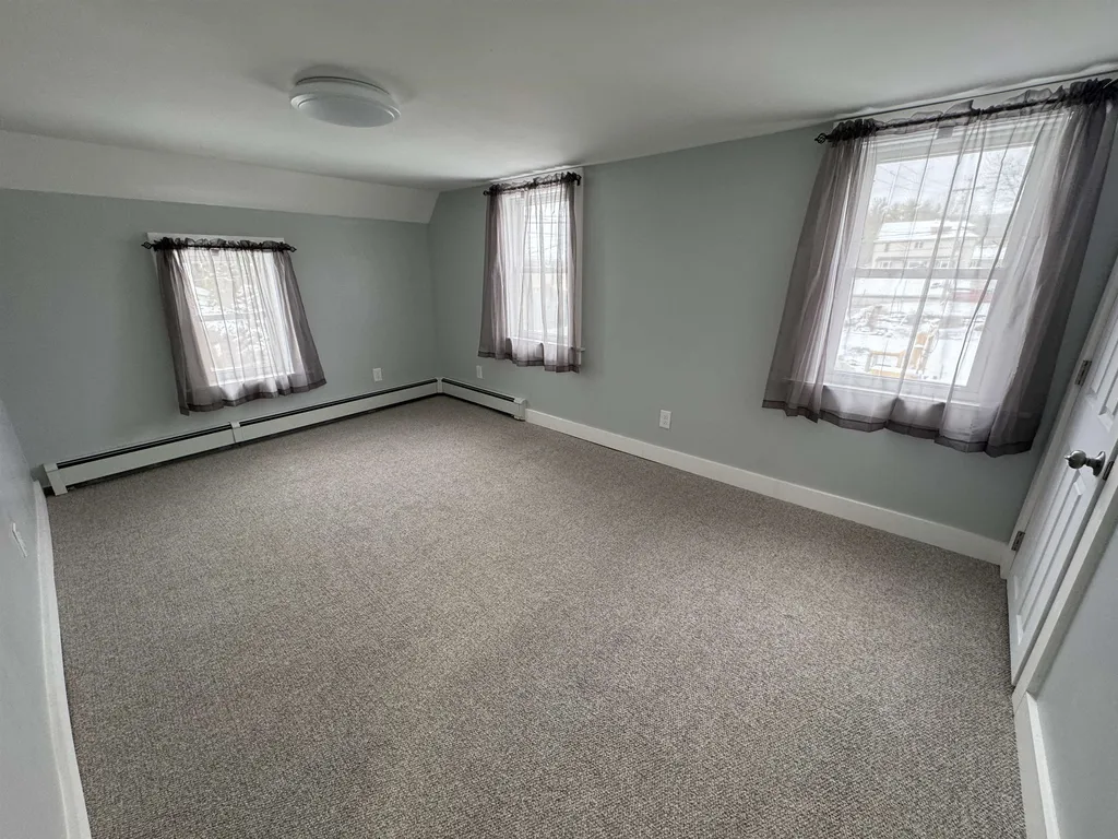 8 Vernon Street Rutland City VT 05701