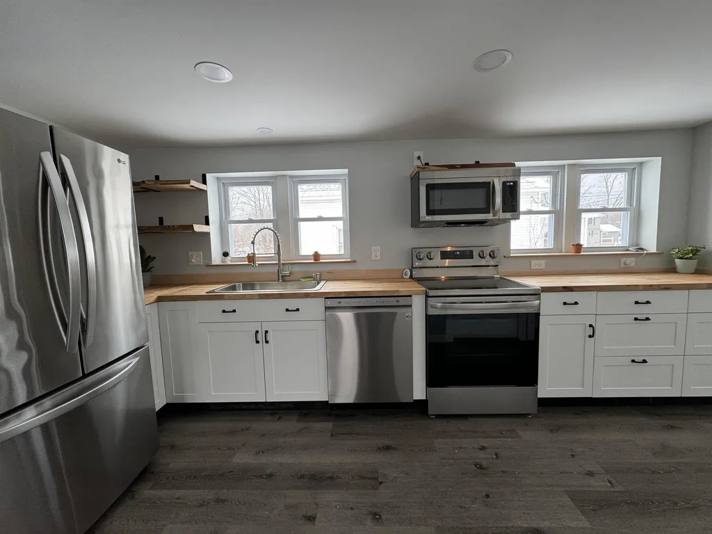 8 Vernon Street Rutland City VT 05701