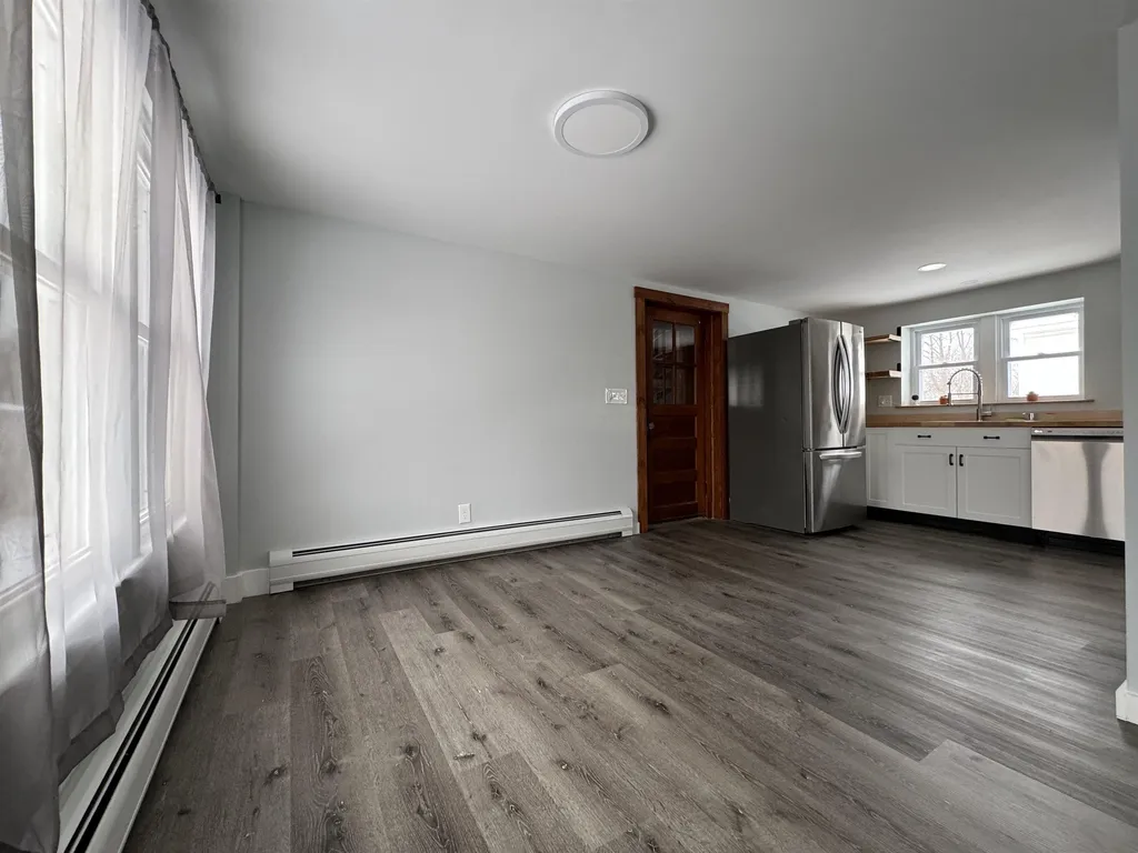 8 Vernon Street Rutland City VT 05701