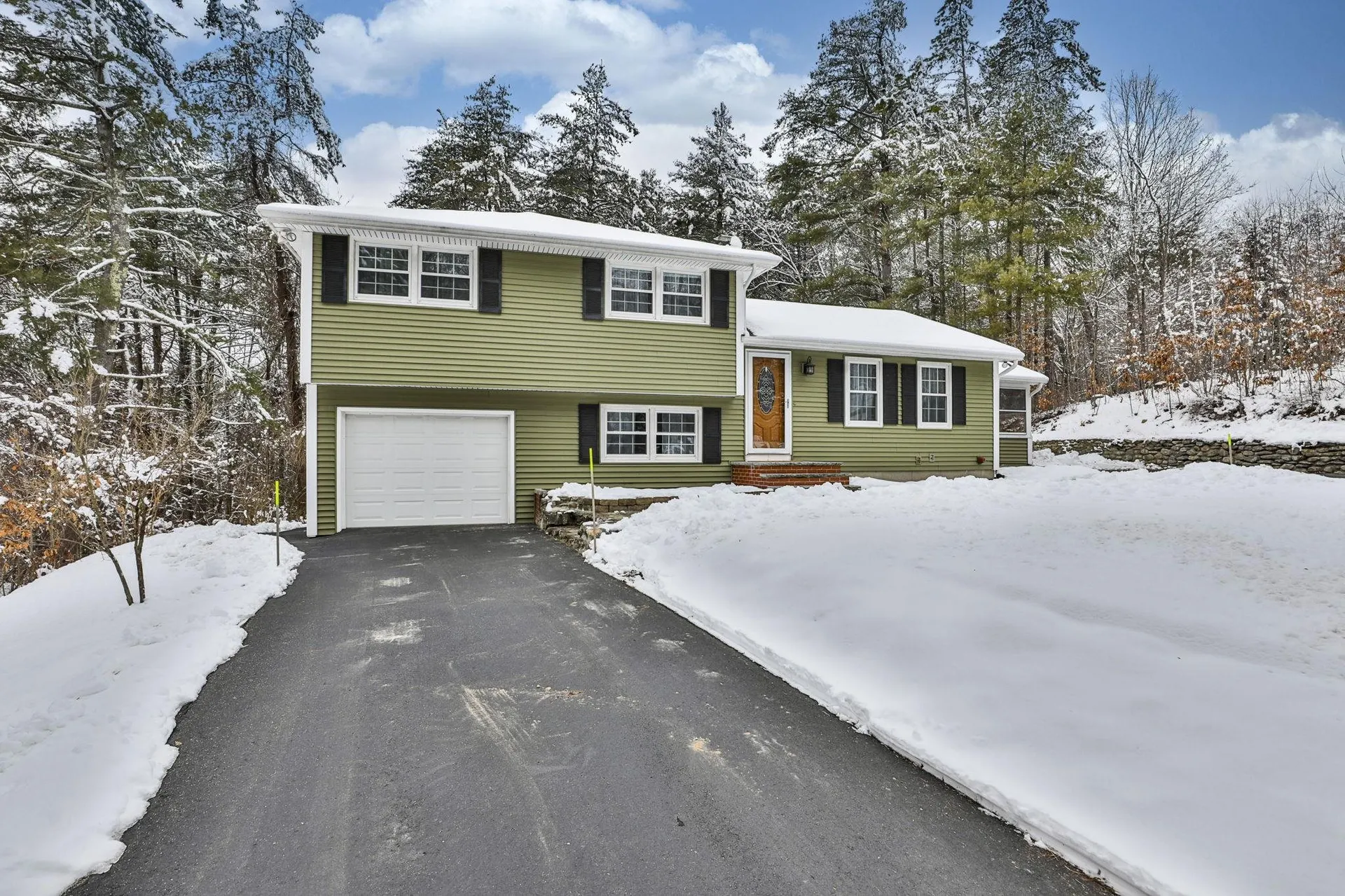 72 Hideaway Lane Hollis NH 03049