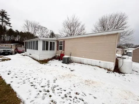 19 Cherry Street Exeter NH 03833