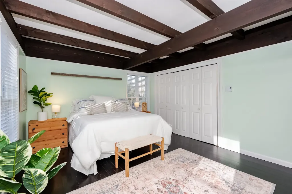 486 Shore Road York ME 03902