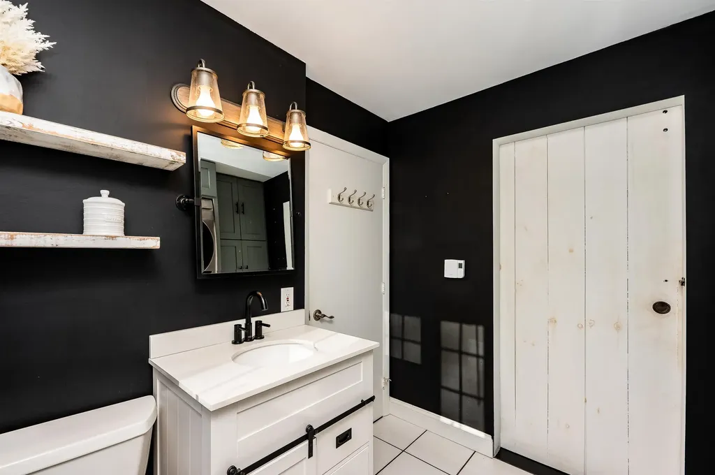 486 Shore Road York ME 03902