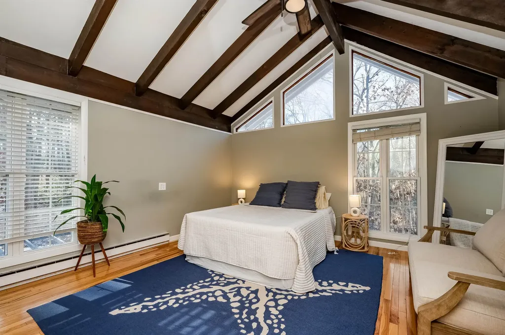 486 Shore Road York ME 03902