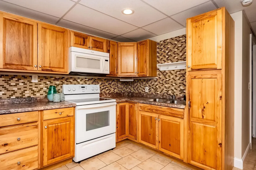 486 Shore Road York ME 03902