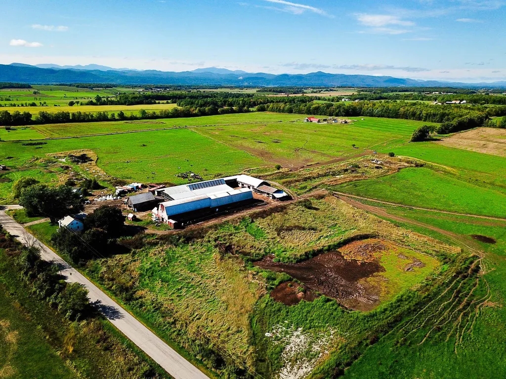 1450 Middle Road Bridport VT 05734